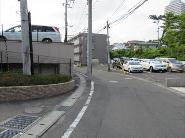 細い道の走行注意